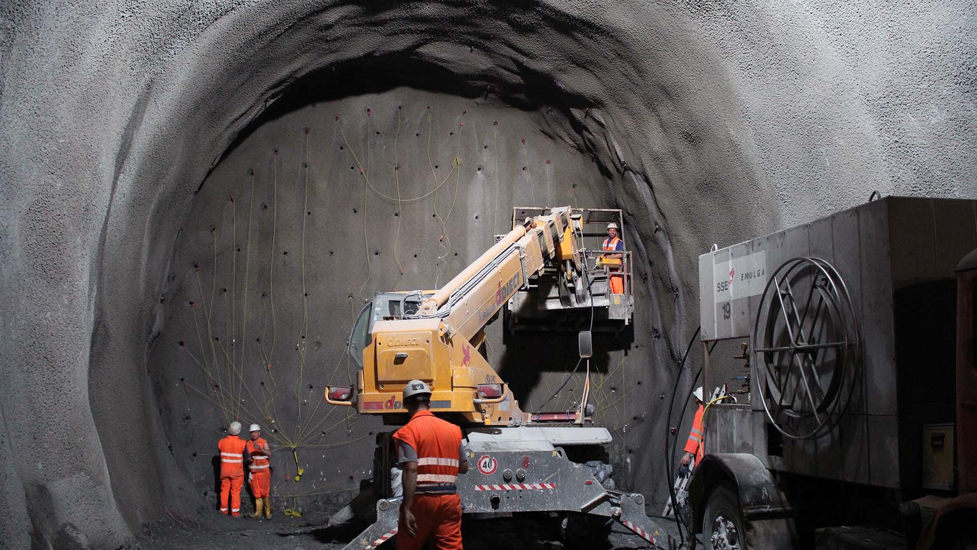 Langtunnelbeschluss für mindestens 400 Mio. Euro mit Hilfe der AfD beschlossen
